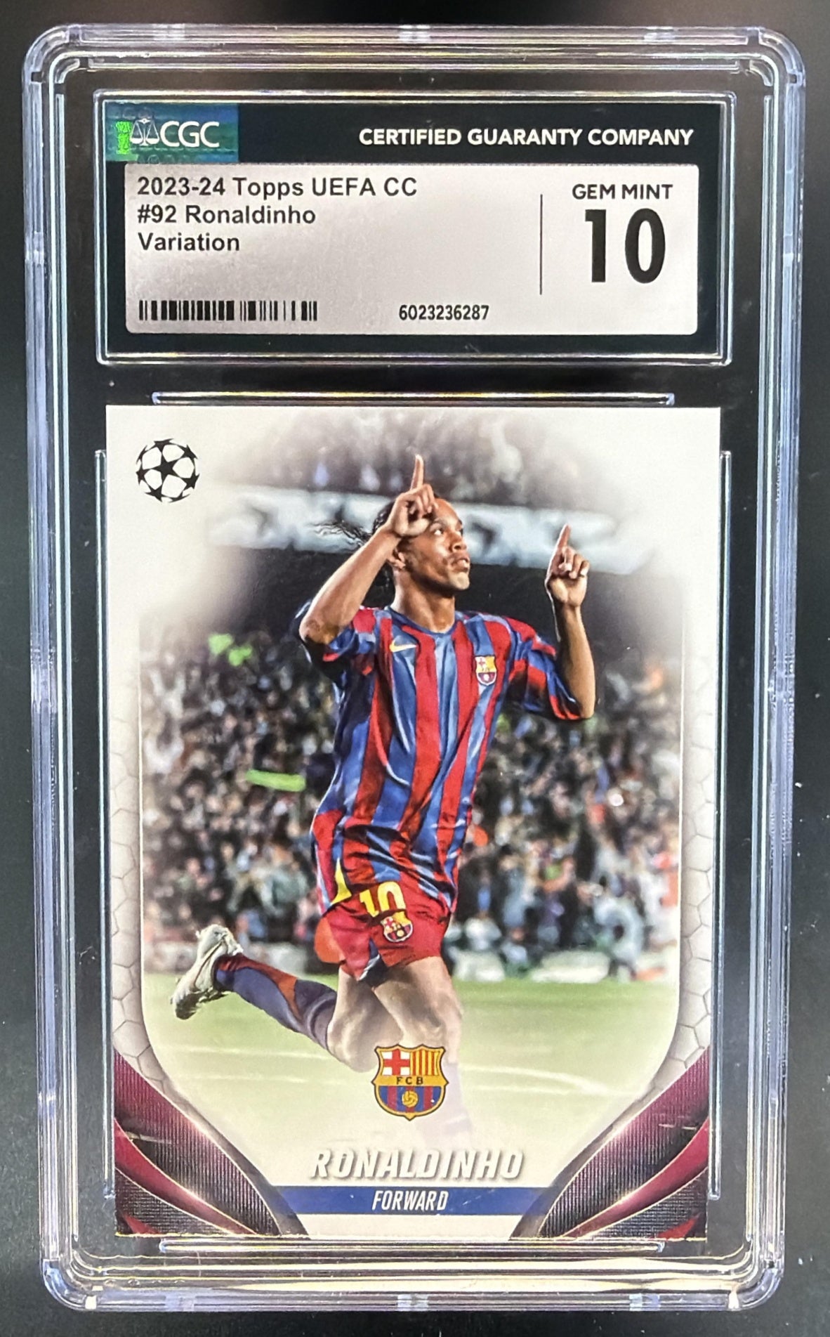 2023-24 Topps UEFA Club Competitions Ronaldinho #92b Barcelona CGC 10 — front