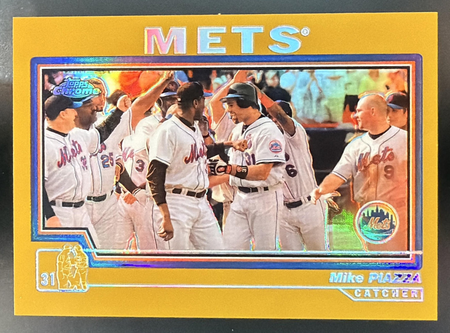 2004 Topps Chrome Mike Piazza #31 Gold Refractor Mets — front