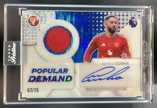 2025 Topps Pristine Premier League Matheus Cunha Popular Demand Auto Relics Blue /75 MEM — front